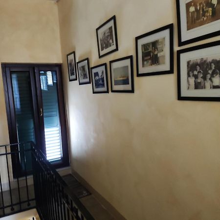 La Casa Dellamericano - Casa D'Epoca Anni '30 Aliano Extérieur photo